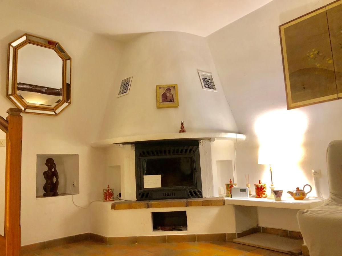 Charmante Maison A Saint Guilhem Le Desert Buitenkant foto